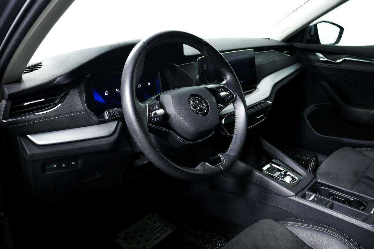 Skoda Octavia с пробегом — 2021 год. Фото: #11