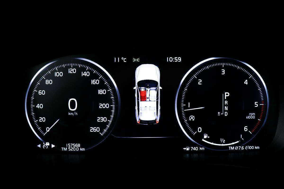 Volvo XC60 с пробегом — 2018 год. Фото: #9