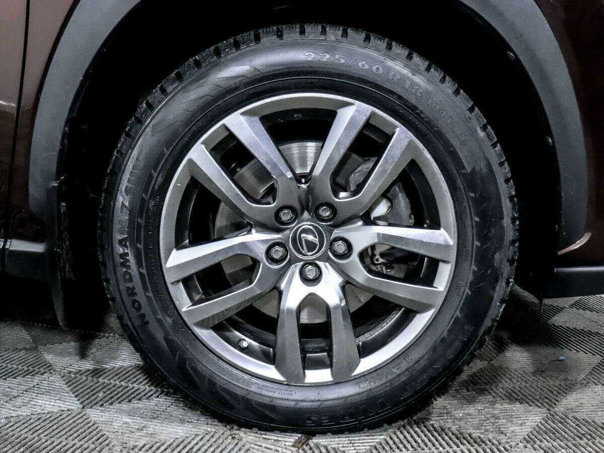 Lexus NX с пробегом — 2017 год. Фото: #12