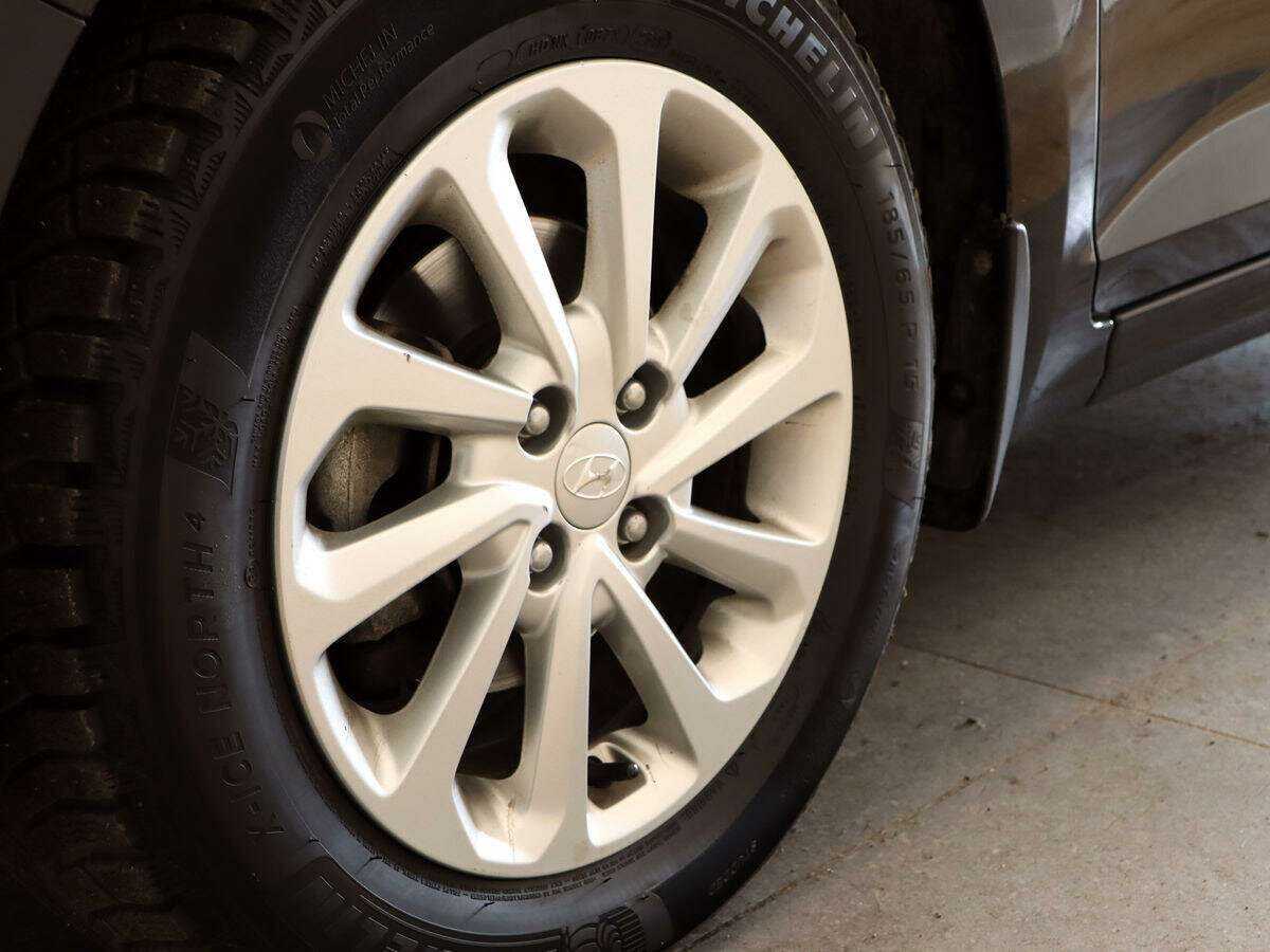 Hyundai Solaris с пробегом — 2020 год. Фото: #19