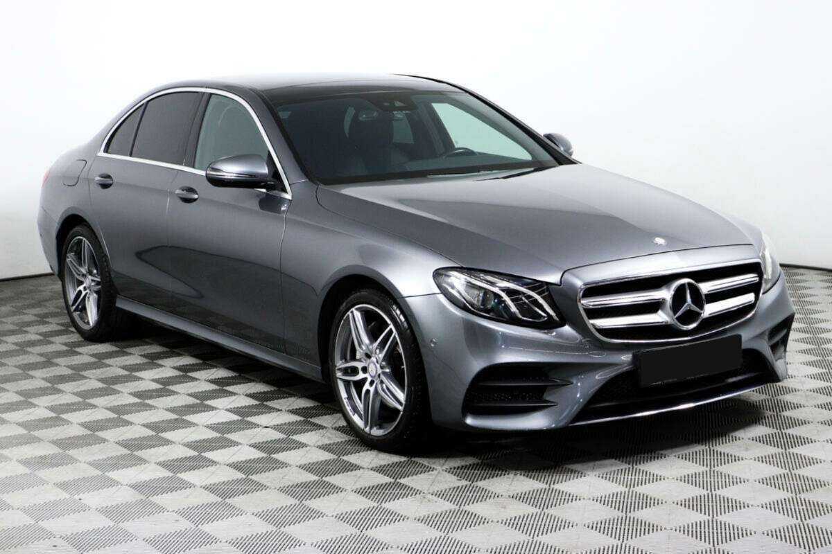 Mercedes-Benz E-Класс с пробегом — 2016 год. Фото: #2