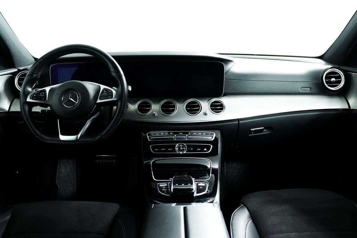 Mercedes-Benz E-Класс с пробегом — 2016 год. Фото: #10