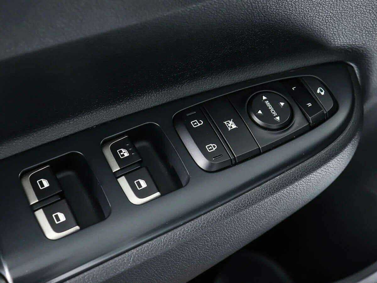 Kia Rio с пробегом — 2020 год. Фото: #18