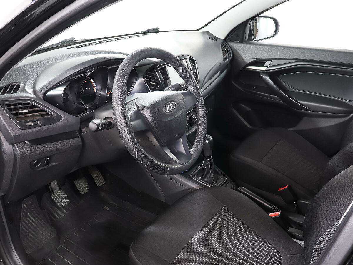 Lada (ВАЗ) Vesta с пробегом — 2020 год. Фото: #12