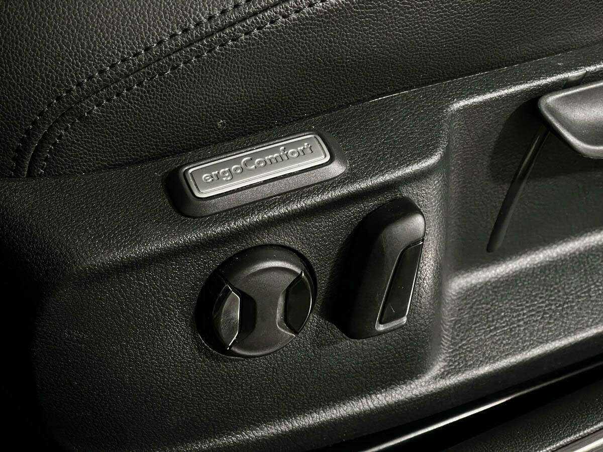 Volkswagen Passat с пробегом — 2017 год. Фото: #13