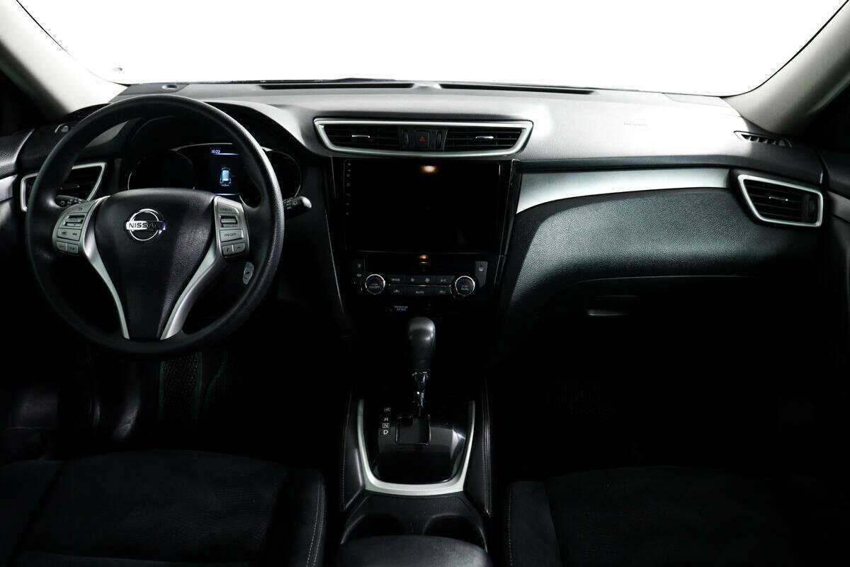 Nissan X-Trail с пробегом — 2015 год. Фото: #10