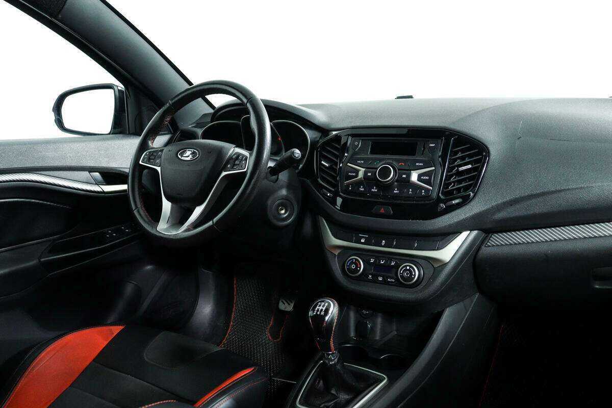 Lada (ВАЗ) Vesta с пробегом — 2022 год. Фото: #8