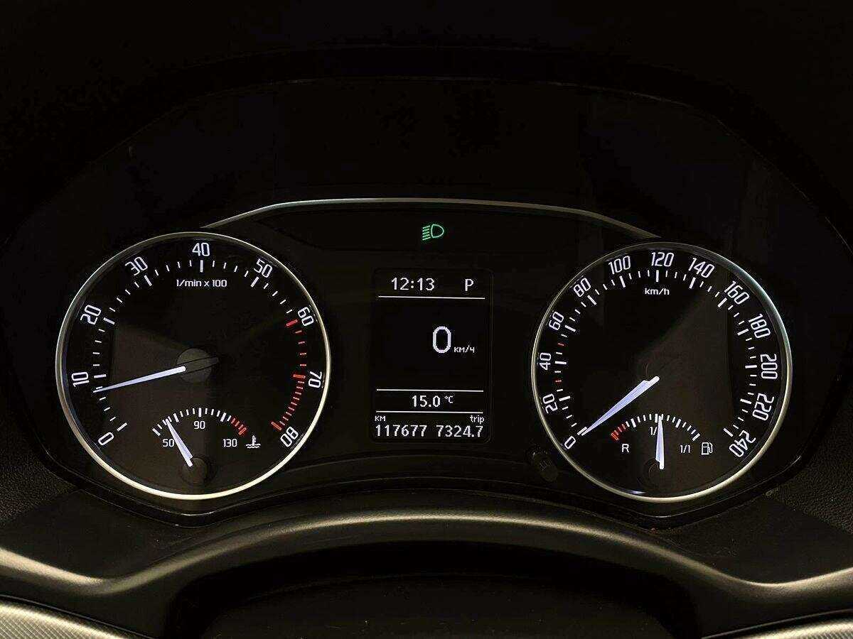 Skoda Octavia с пробегом — 2012 год. Фото: #18