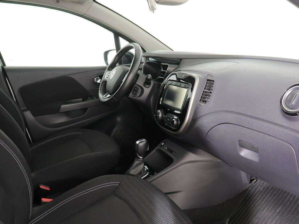 Renault Kaptur с пробегом — 2016 год. Фото: #8