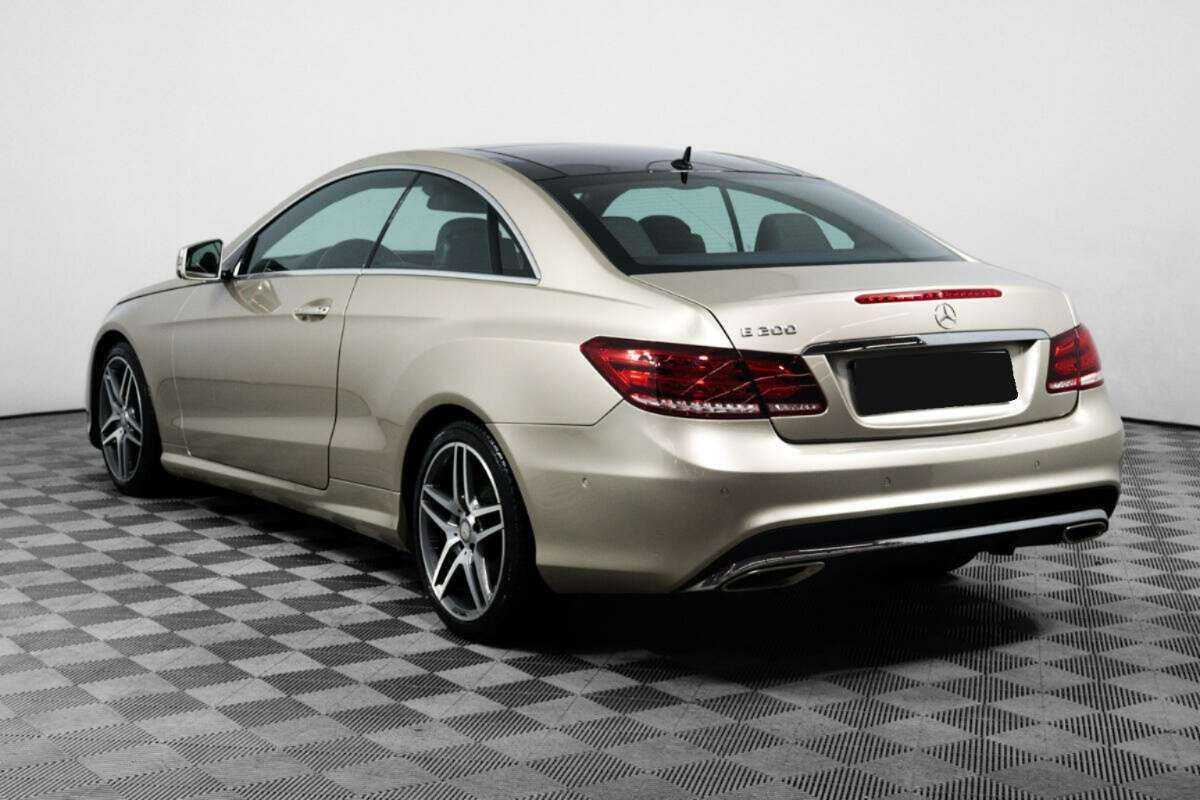 Mercedes-Benz E-Класс с пробегом — 2015 год. Фото: #5