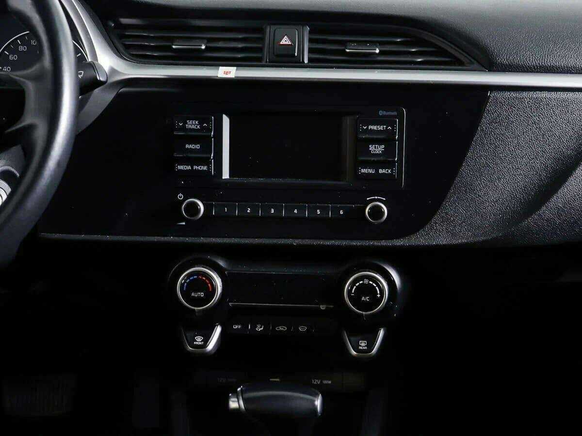 Kia Rio с пробегом — 2020 год. Фото: #11