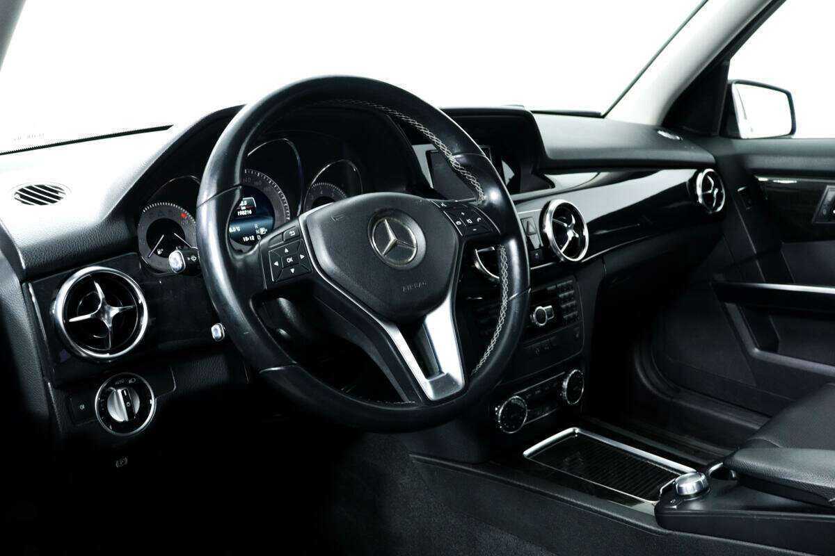Mercedes-Benz GLK-Класс с пробегом — 2014 год. Фото: #12