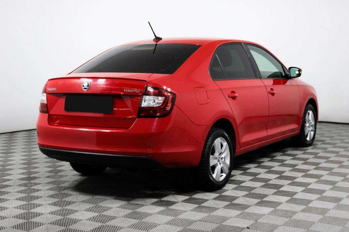 Skoda Rapid с пробегом — 2018 год. Фото: #4