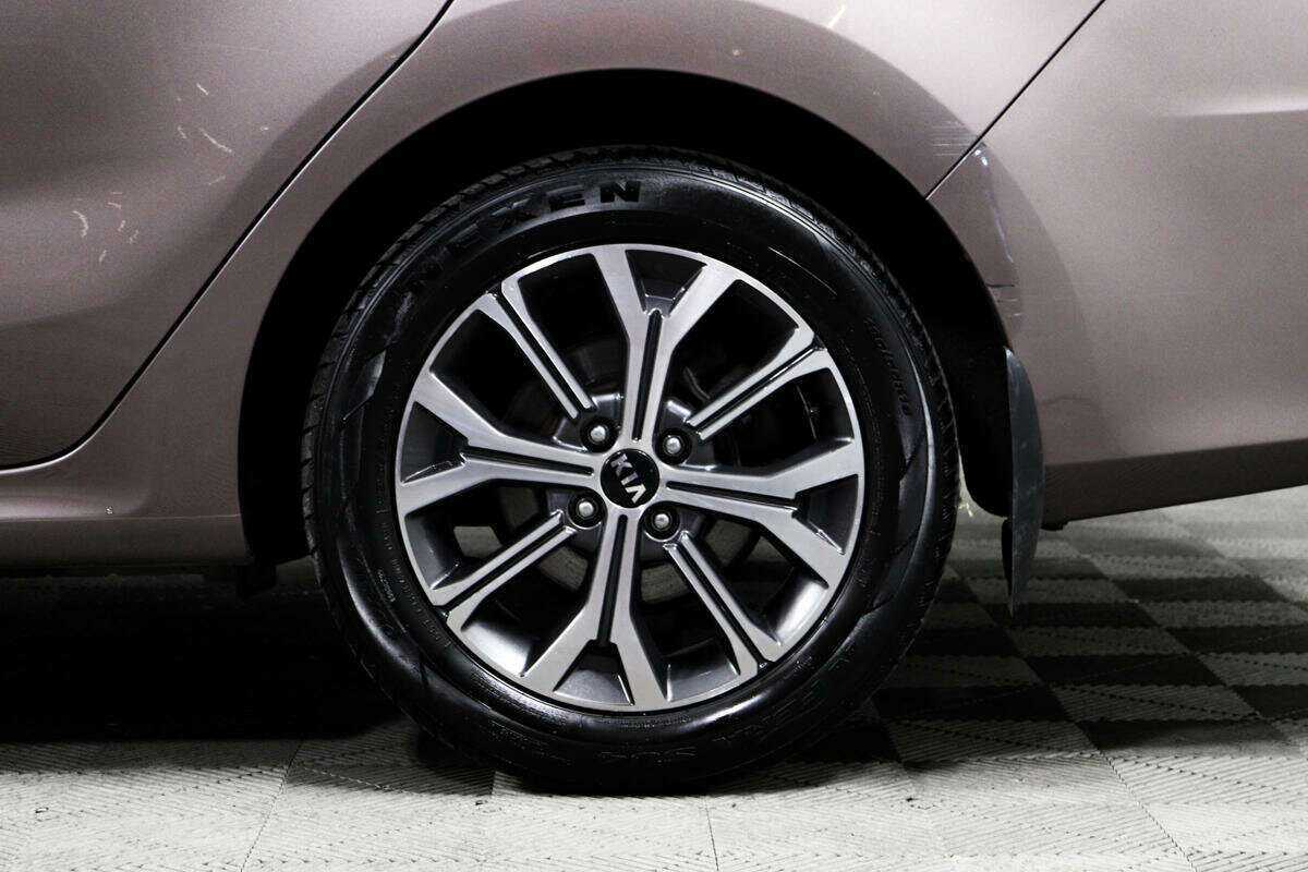 Kia Rio с пробегом — 2020 год. Фото: #13