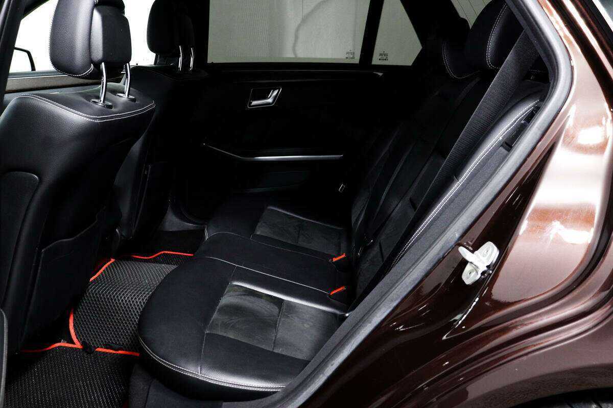 Mercedes-Benz E-Класс с пробегом — 2012 год. Фото: #11