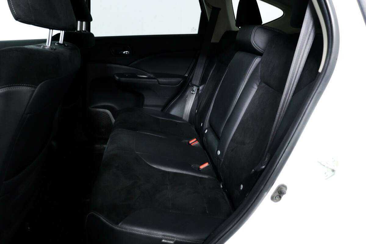 Honda CR-V с пробегом — 2015 год. Фото: #11