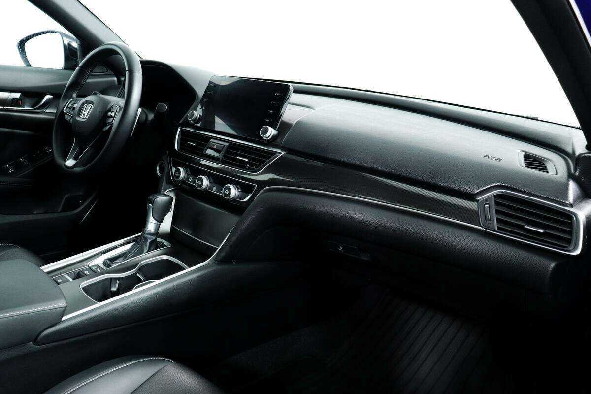Honda Accord с пробегом — 2022 год. Фото: #8