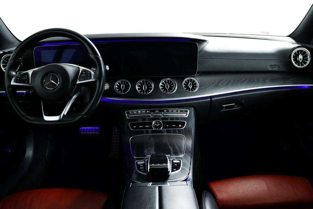 Mercedes-Benz E-Класс с пробегом — 2017 год. Фото: #10