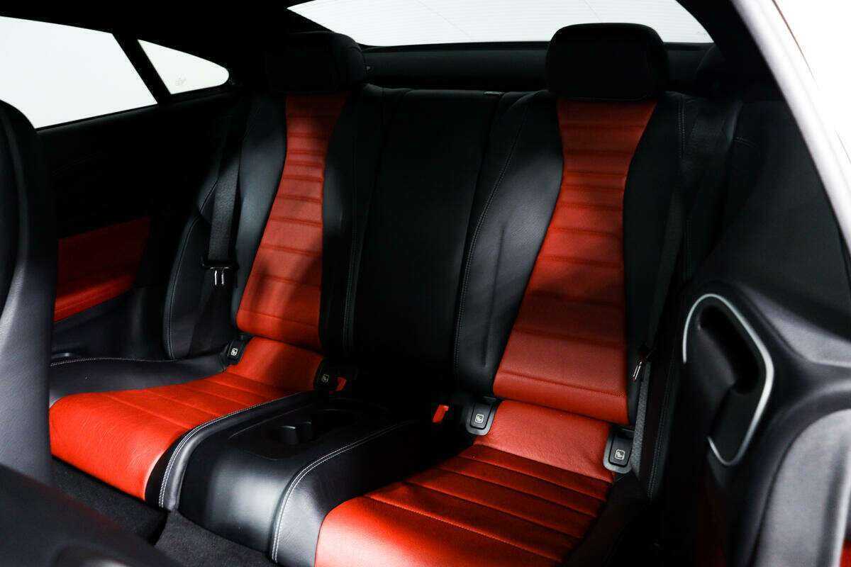 Mercedes-Benz E-Класс с пробегом — 2017 год. Фото: #12