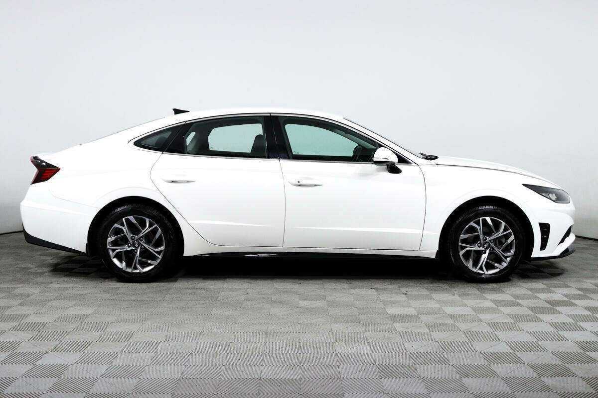 Hyundai Sonata с пробегом — 2020 год. Фото: #3