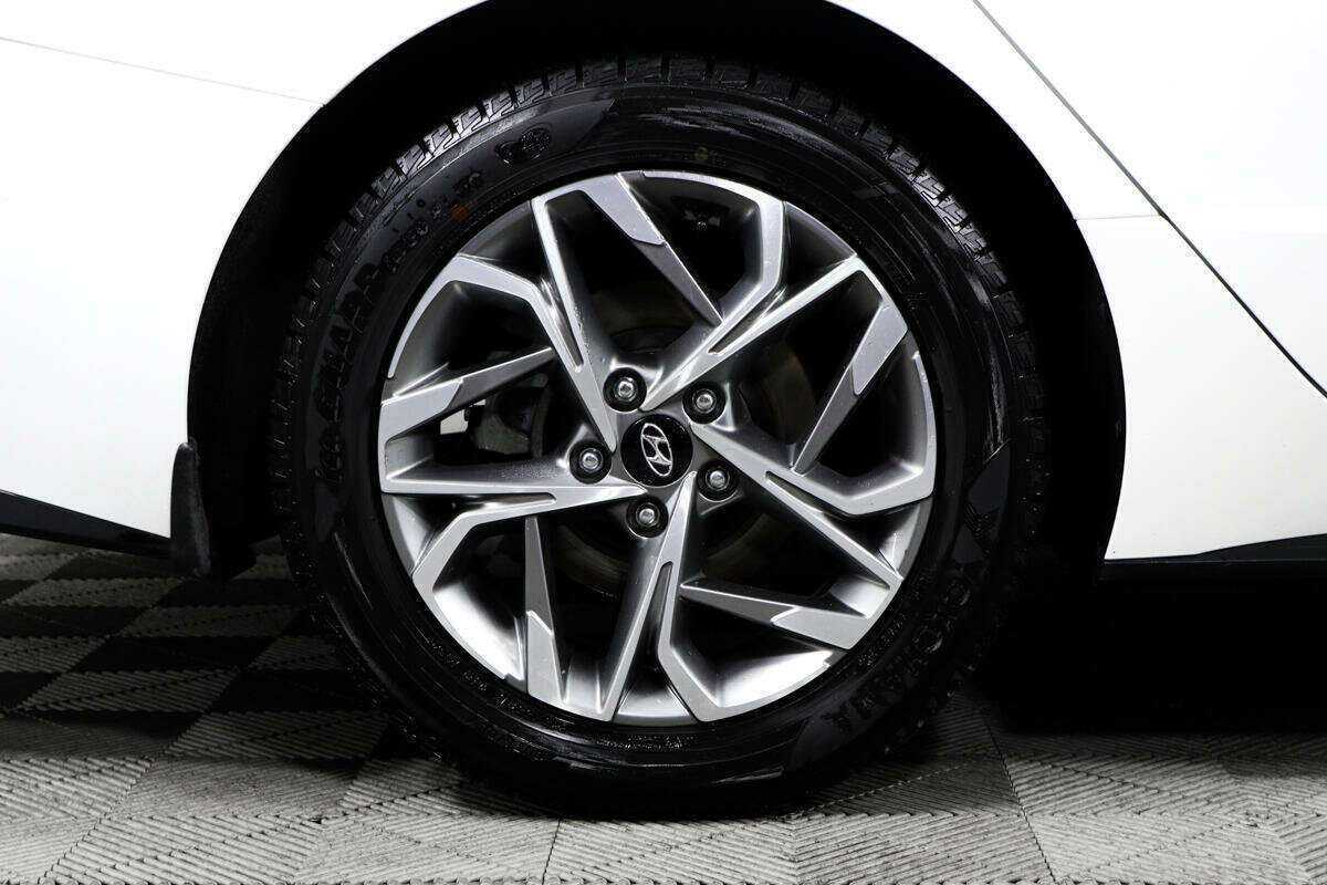 Hyundai Sonata с пробегом — 2020 год. Фото: #13