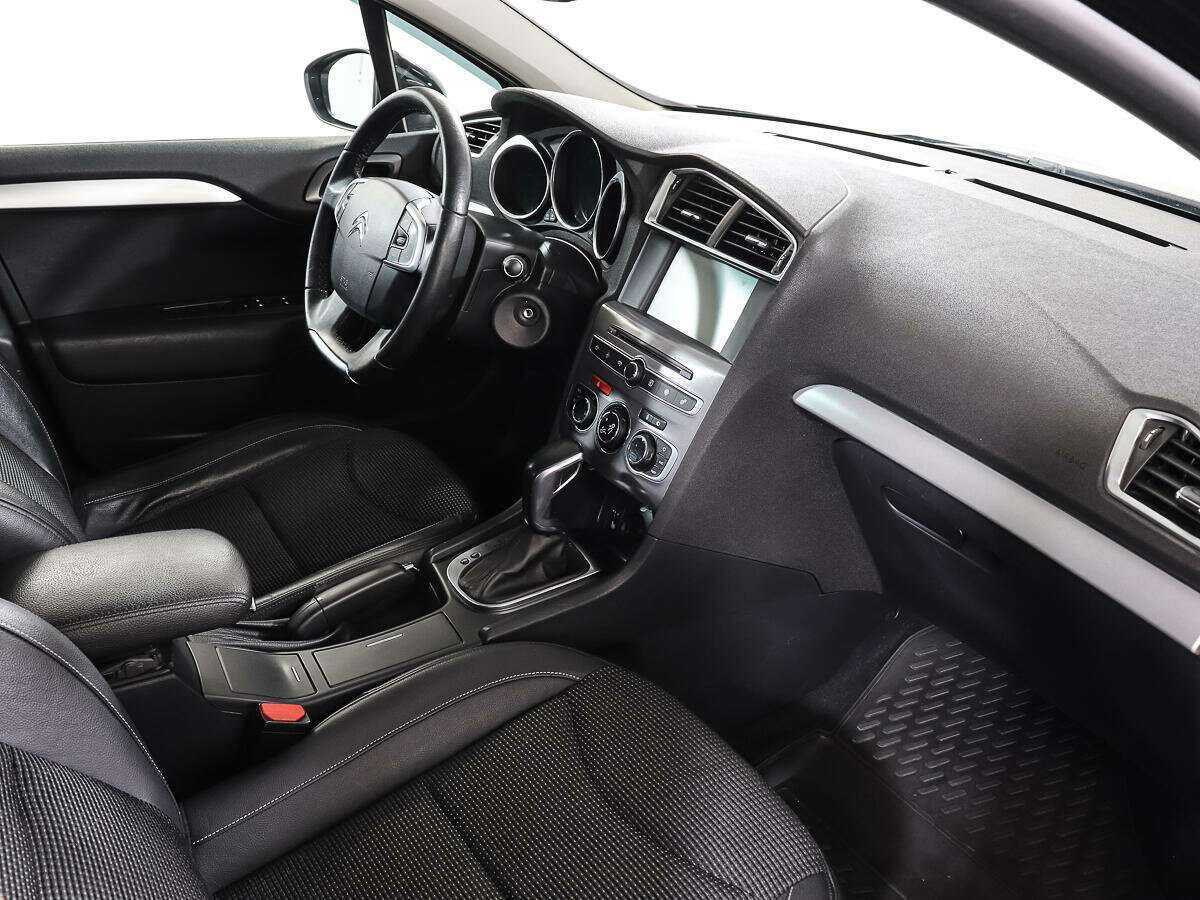 Citroen C4 с пробегом — 2018 год. Фото: #6