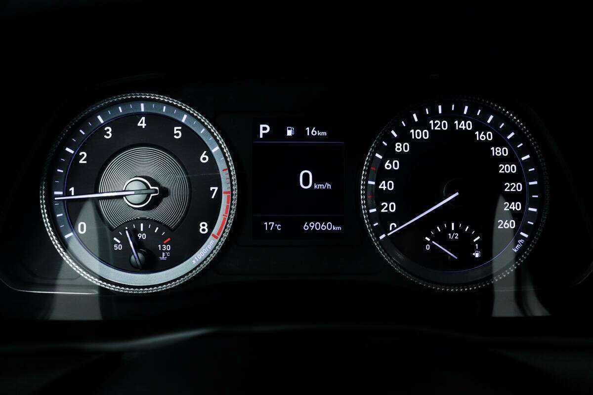 Hyundai Sonata с пробегом — 2021 год. Фото: #9