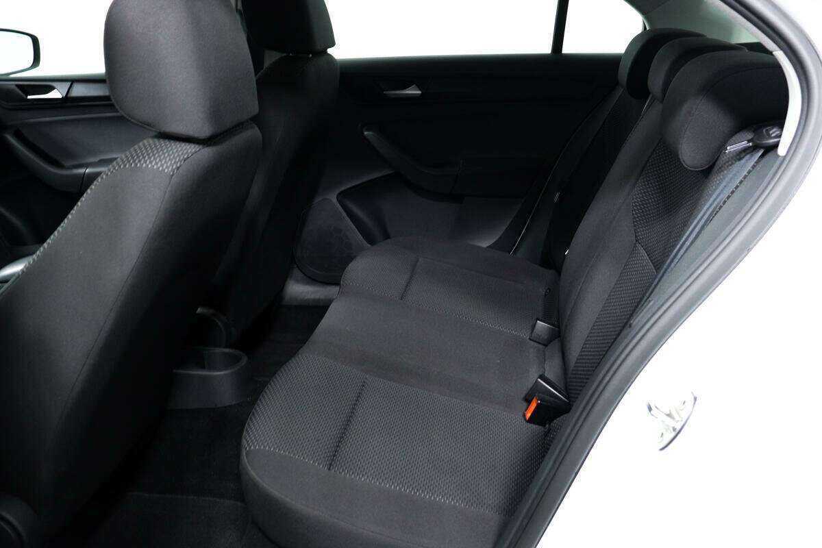 Volkswagen Polo с пробегом — 2020 год. Фото: #11