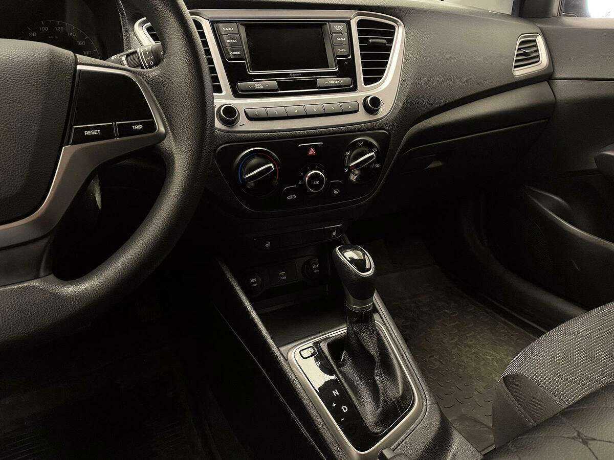 Hyundai Solaris с пробегом — 2020 год. Фото: #13