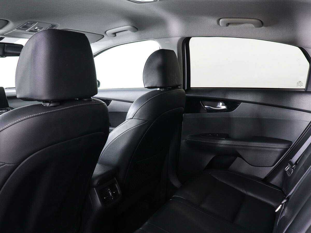 Kia Cerato с пробегом — 2018 год. Фото: #11