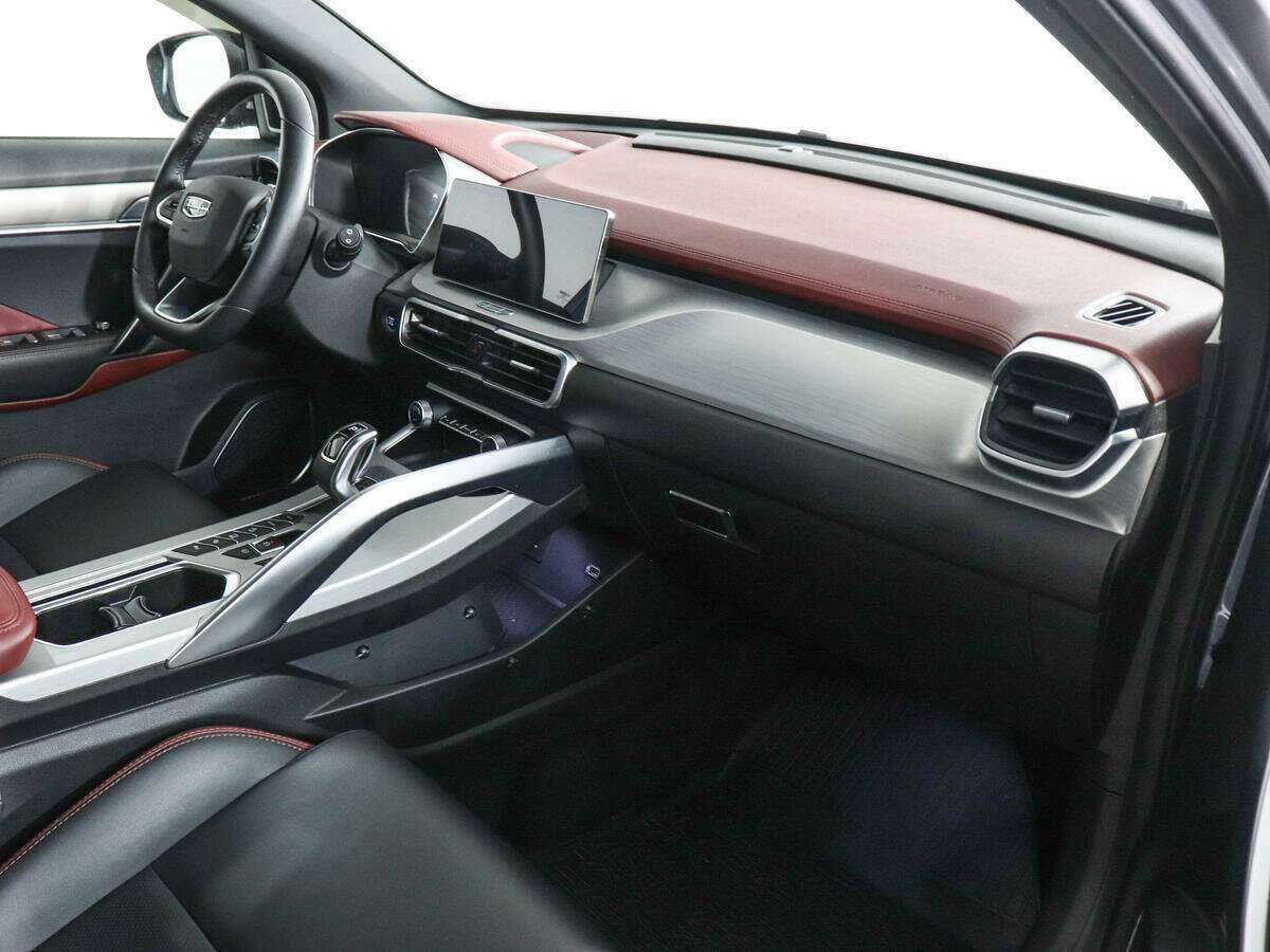 Geely Coolray с пробегом — 2021 год. Фото: #8