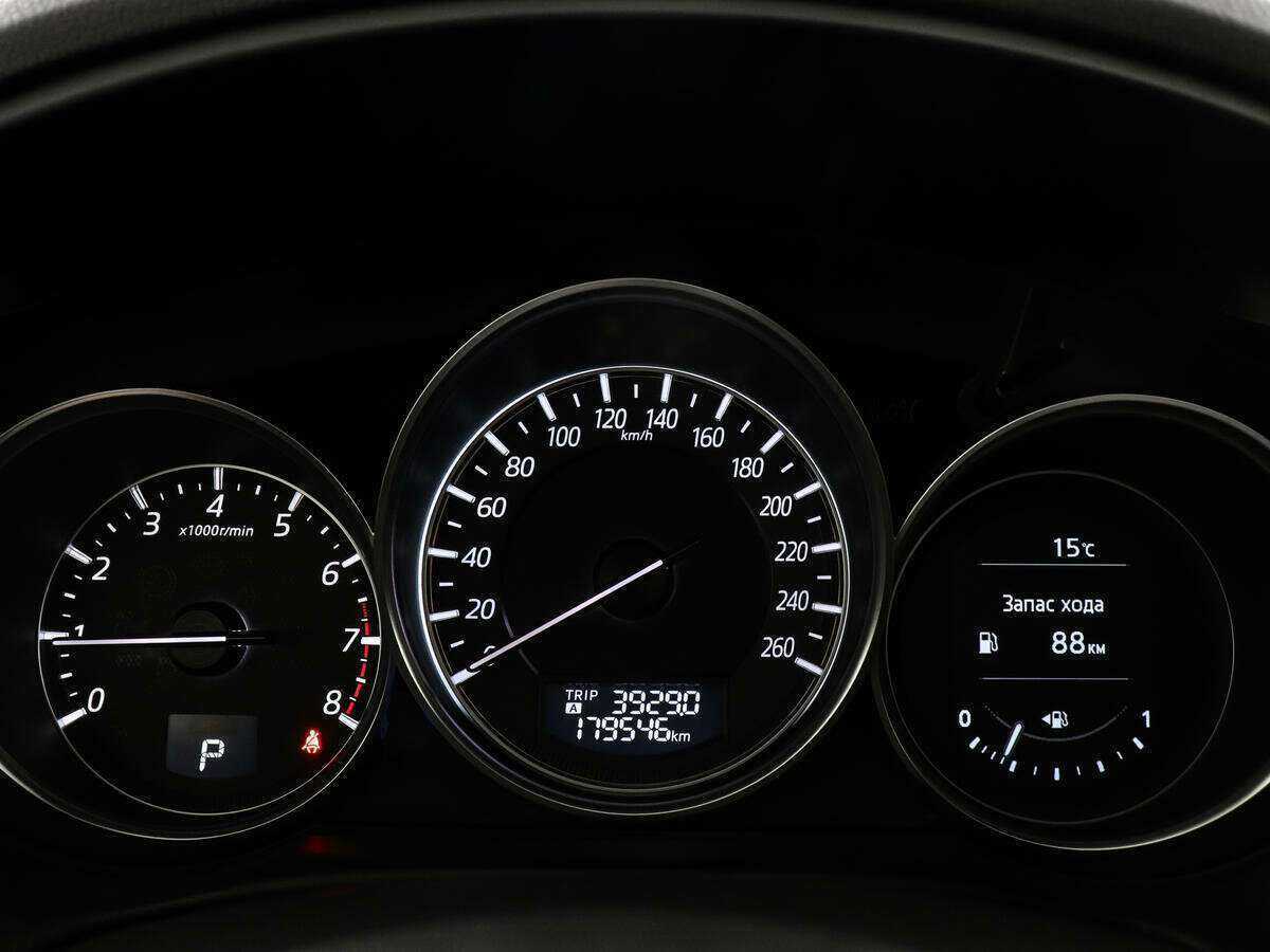 Mazda CX-5 с пробегом — 2015 год. Фото: #10