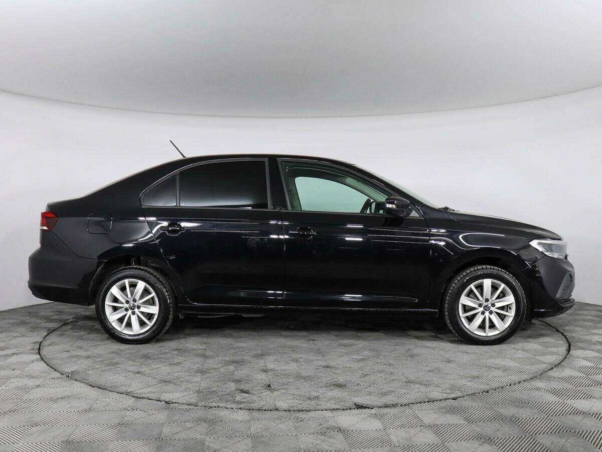 Volkswagen Polo с пробегом — 2021 год. Фото: #3