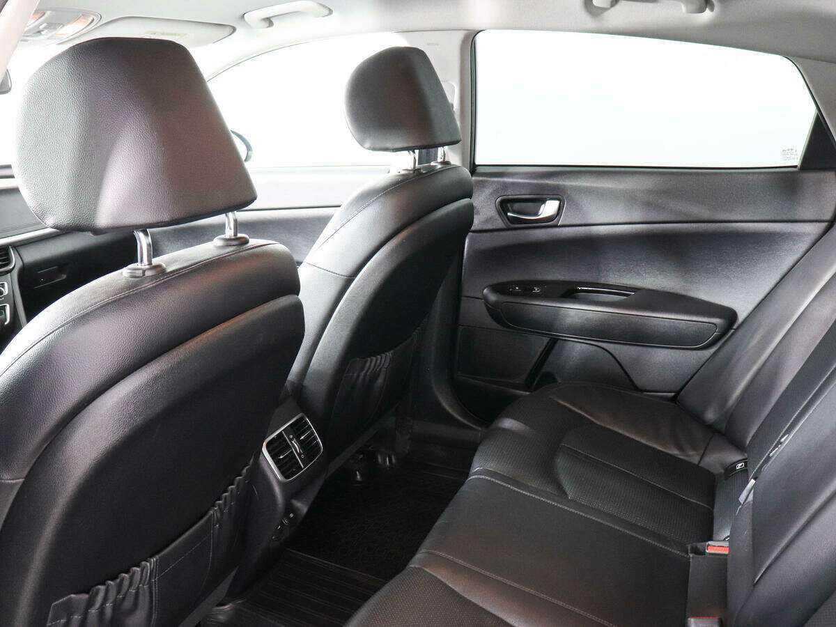 Kia Optima с пробегом — 2017 год. Фото: #10