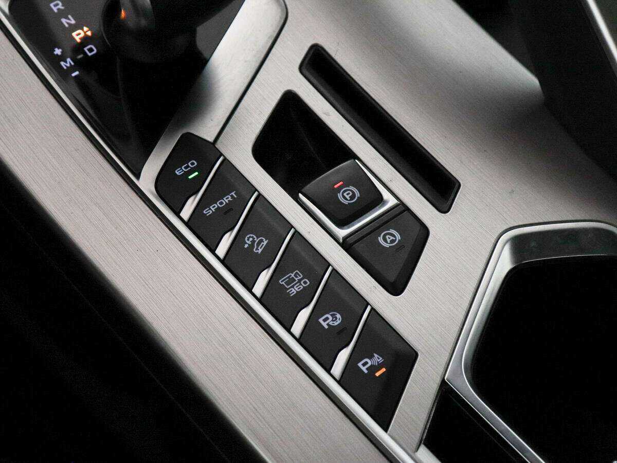 Geely Coolray с пробегом — 2020 год. Фото: #15