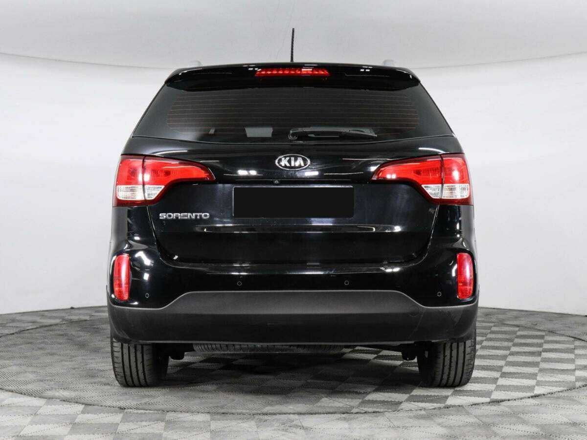 Kia Sorento с пробегом — 2015 год. Фото: #5