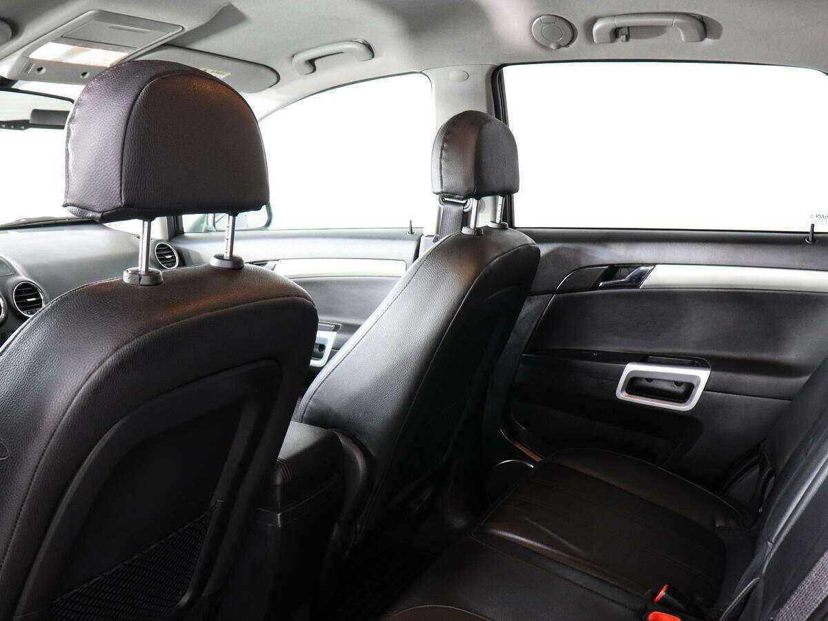 Opel Antara с пробегом — 2013 год. Фото: #10