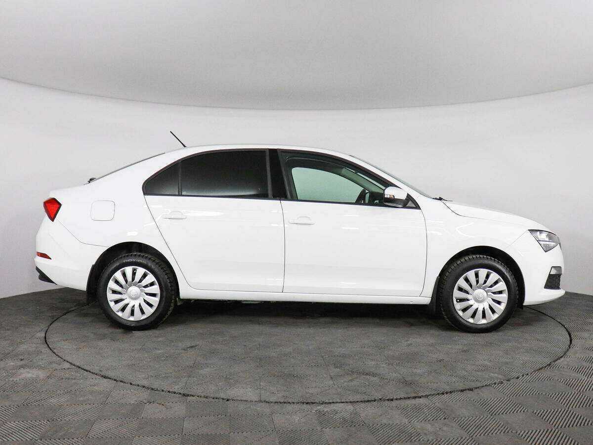 Skoda Rapid с пробегом — 2020 год. Фото: #3