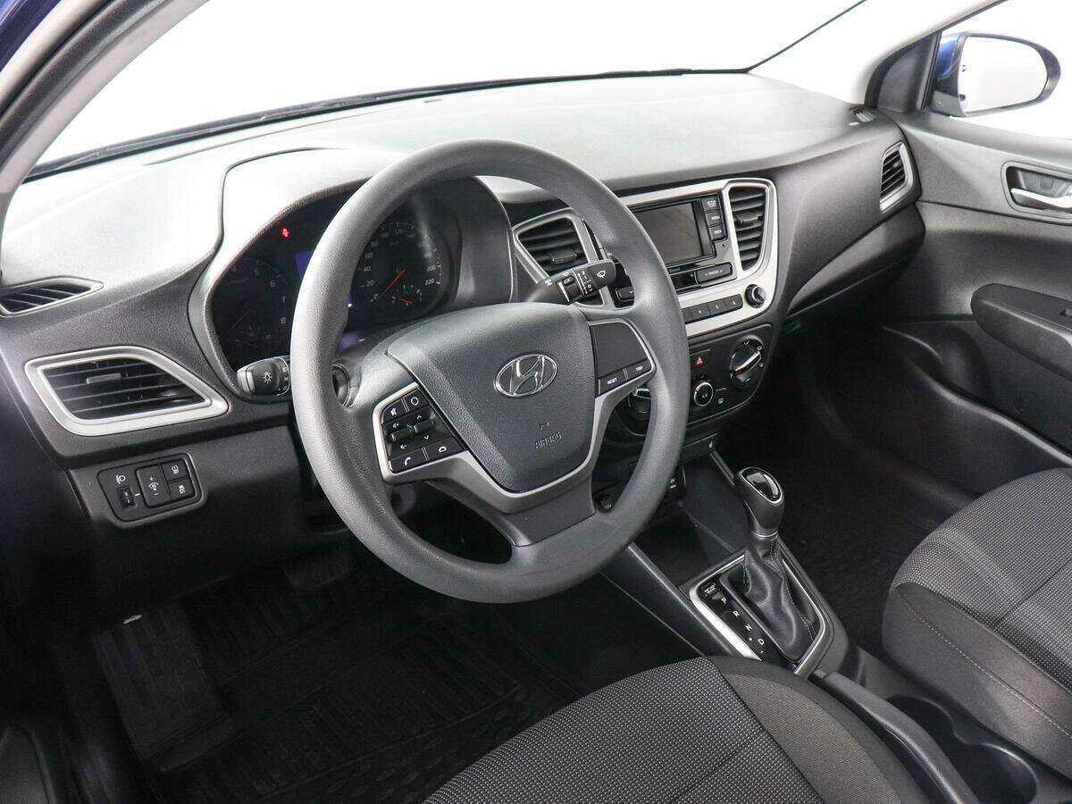 Hyundai Solaris с пробегом — 2022 год. Фото: #8