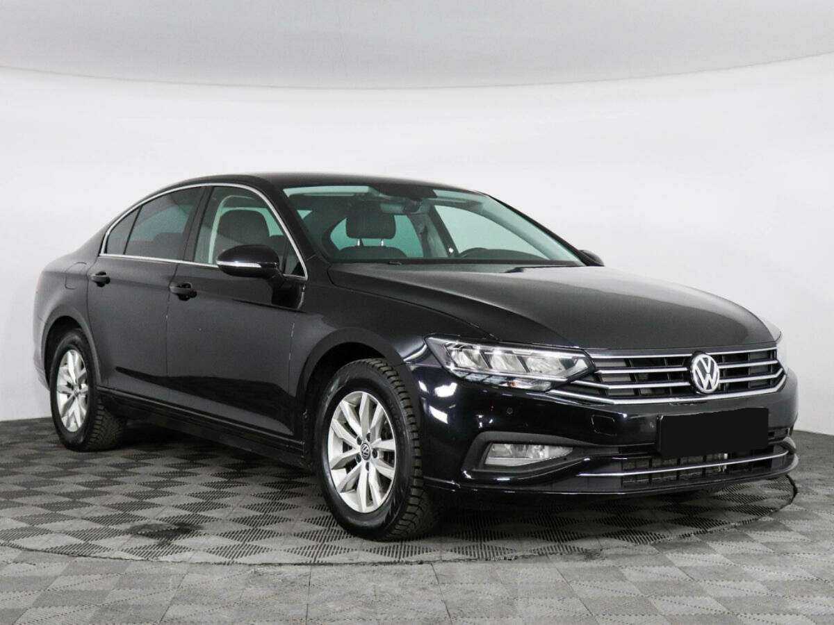Volkswagen Passat с пробегом — 2020 год. Фото: #2