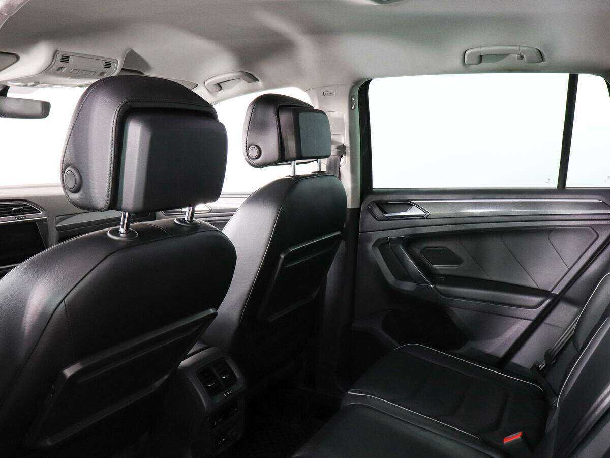 Volkswagen Tiguan с пробегом — 2018 год. Фото: #7