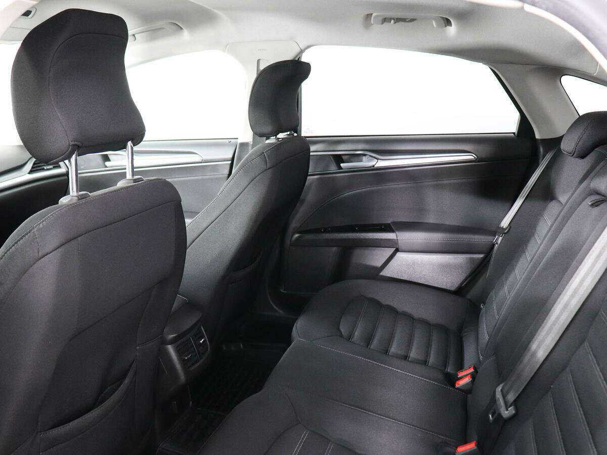 Ford Mondeo с пробегом — 2017 год. Фото: #8