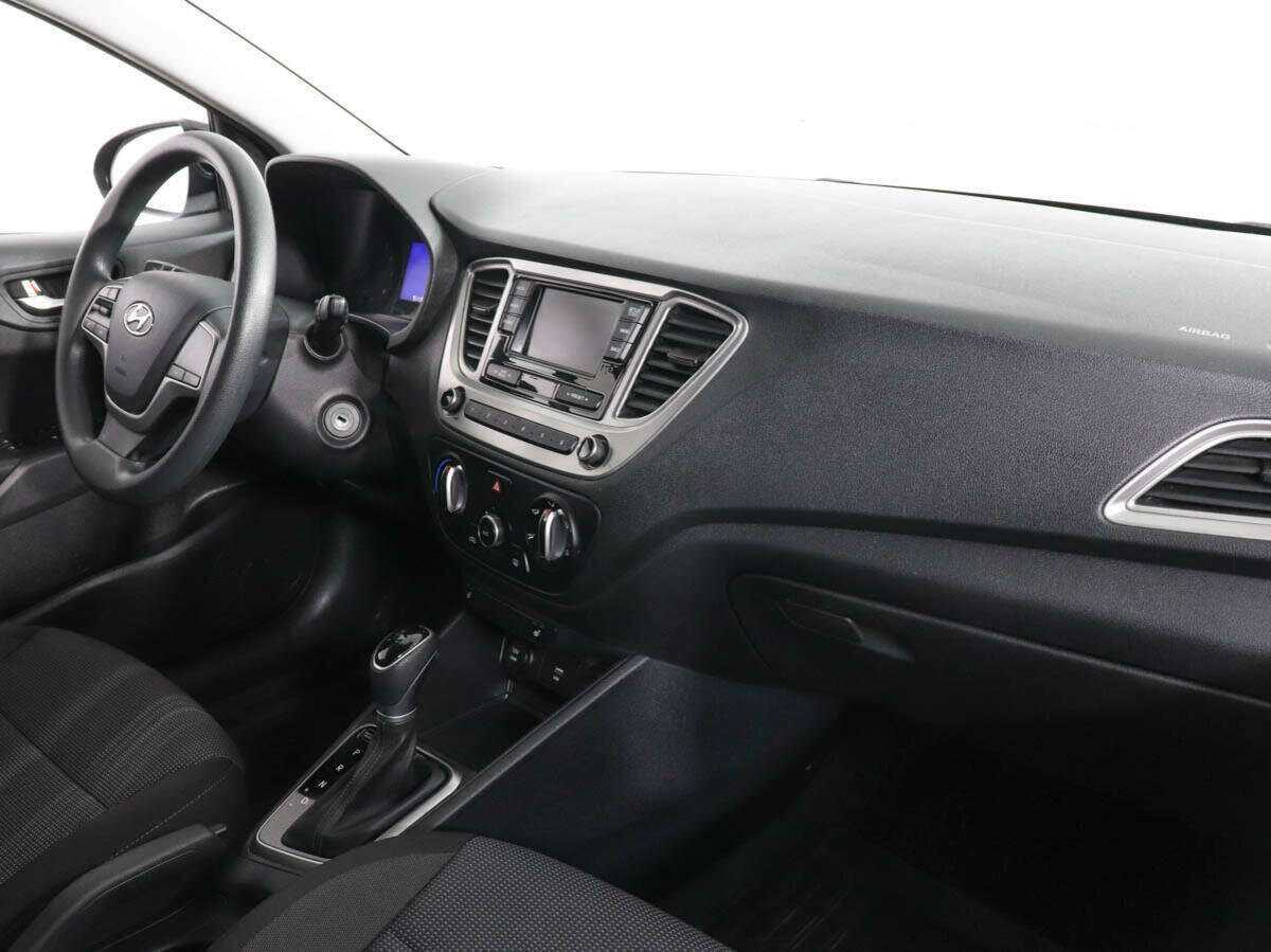 Hyundai Solaris с пробегом — 2021 год. Фото: #8