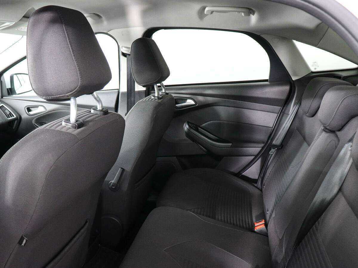 Ford Focus с пробегом — 2015 год. Фото: #10