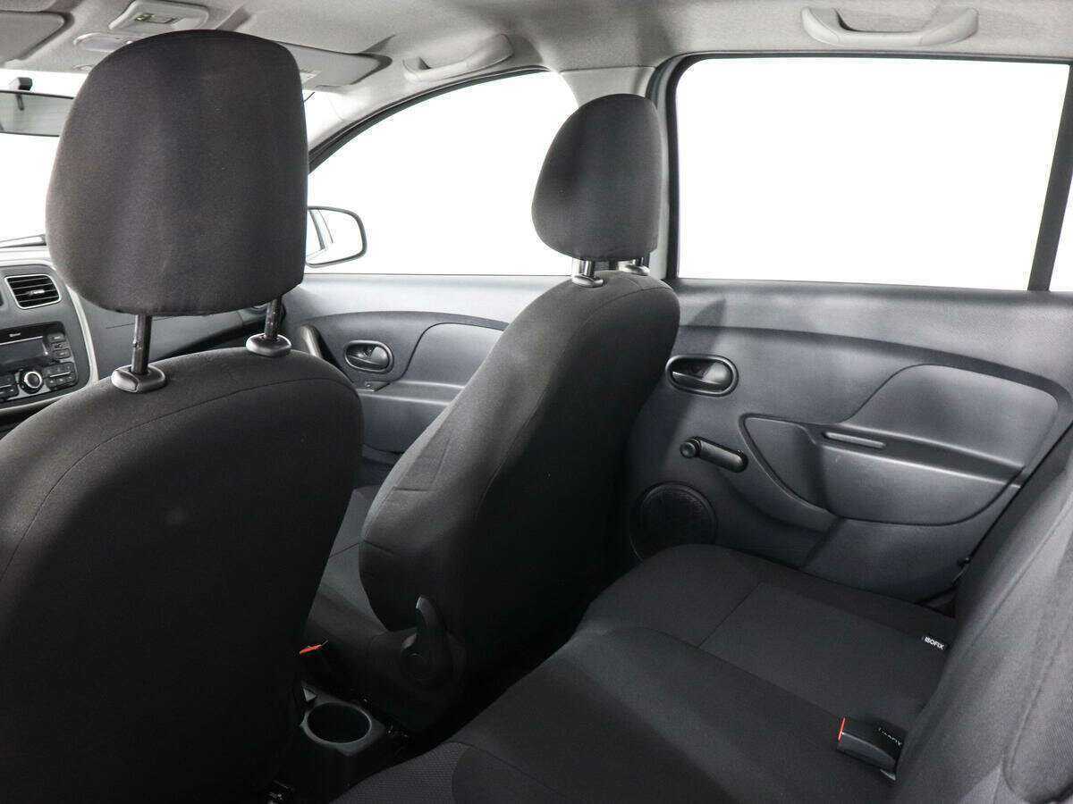 Renault Sandero с пробегом — 2020 год. Фото: #11