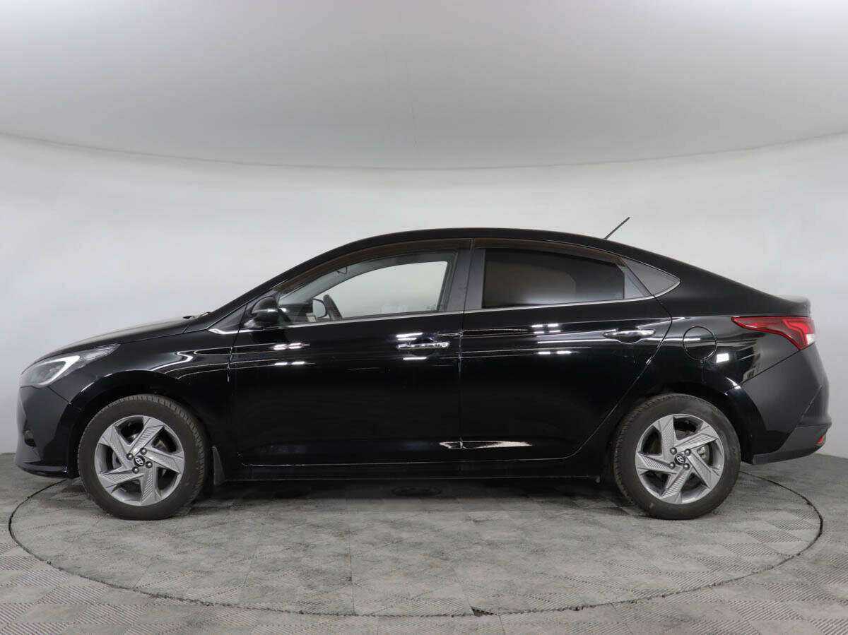 Hyundai Solaris с пробегом — 2021 год. Фото: #7