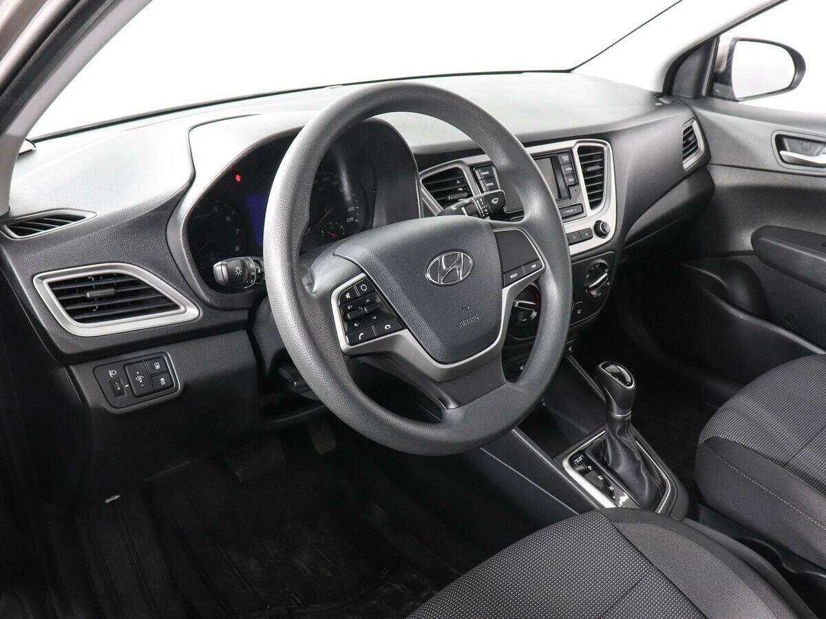 Hyundai Solaris с пробегом — 2021 год. Фото: #5