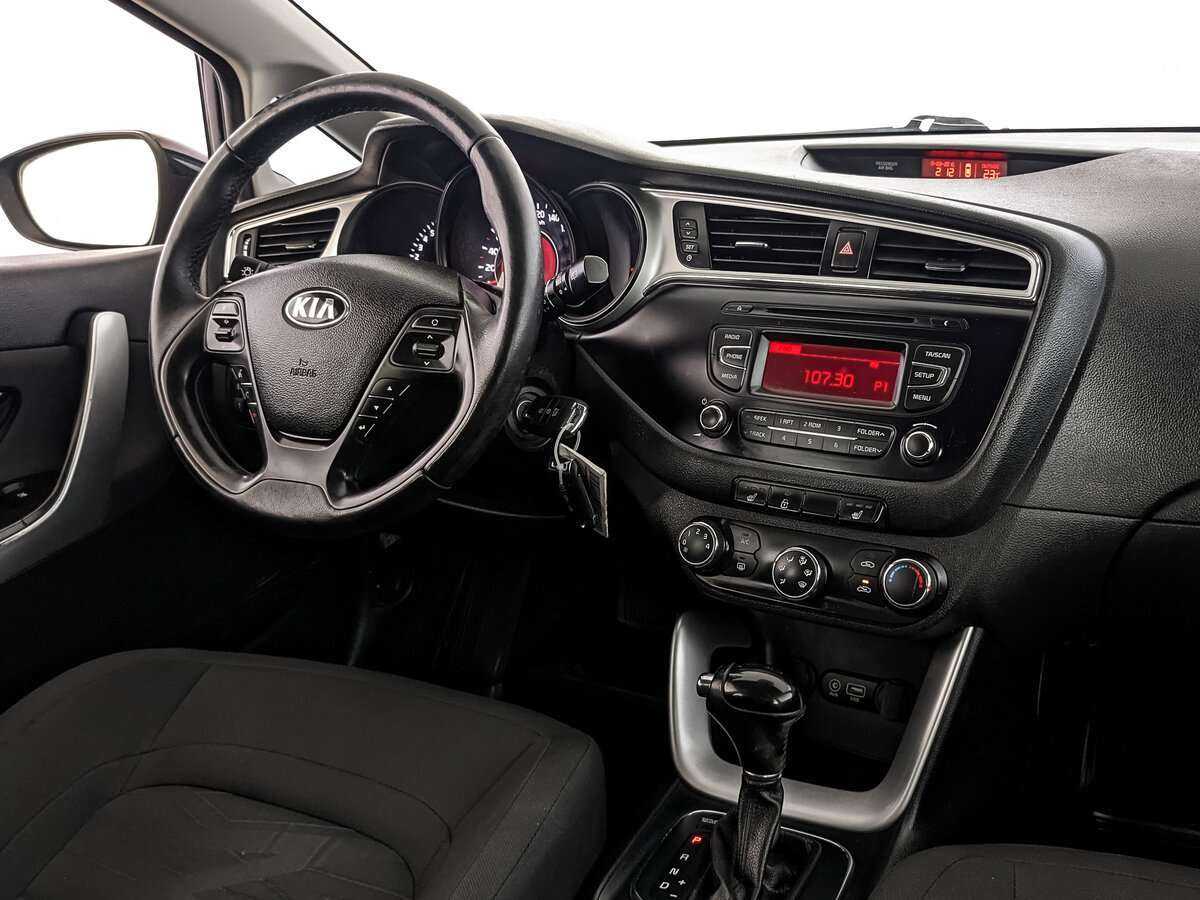 Kia Ceed с пробегом — 2017 год. Фото: #21