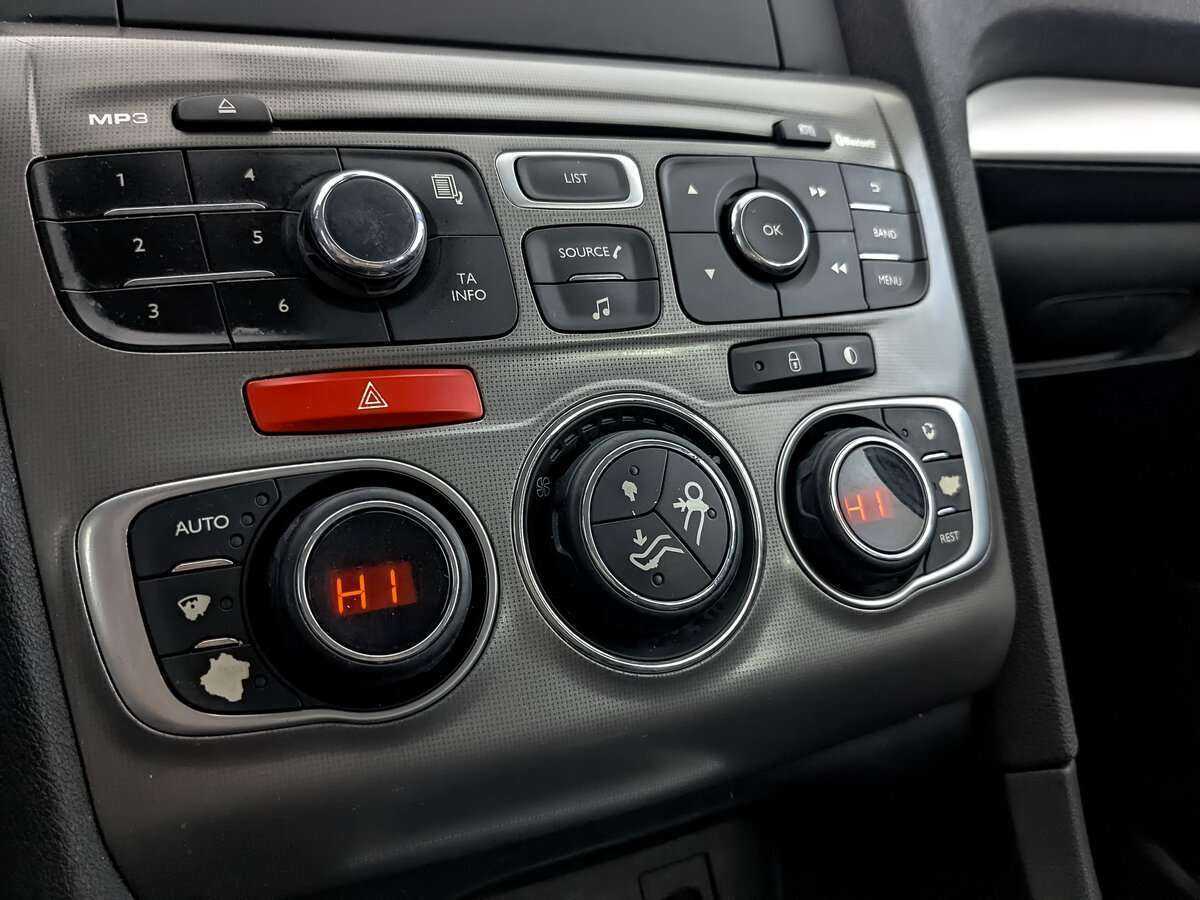 Citroen C4 с пробегом — 2016 год. Фото: #23