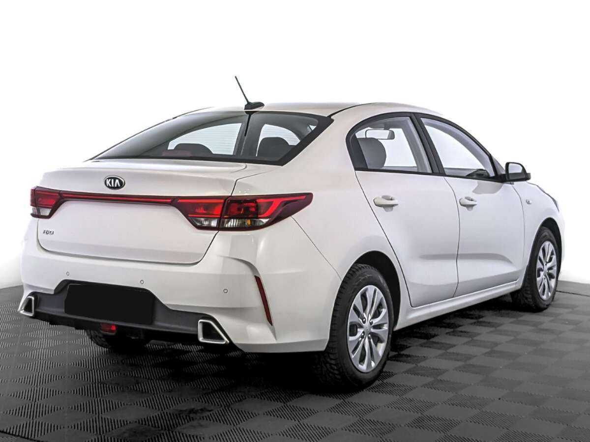 Kia Rio с пробегом — 2021 год. Фото: #4